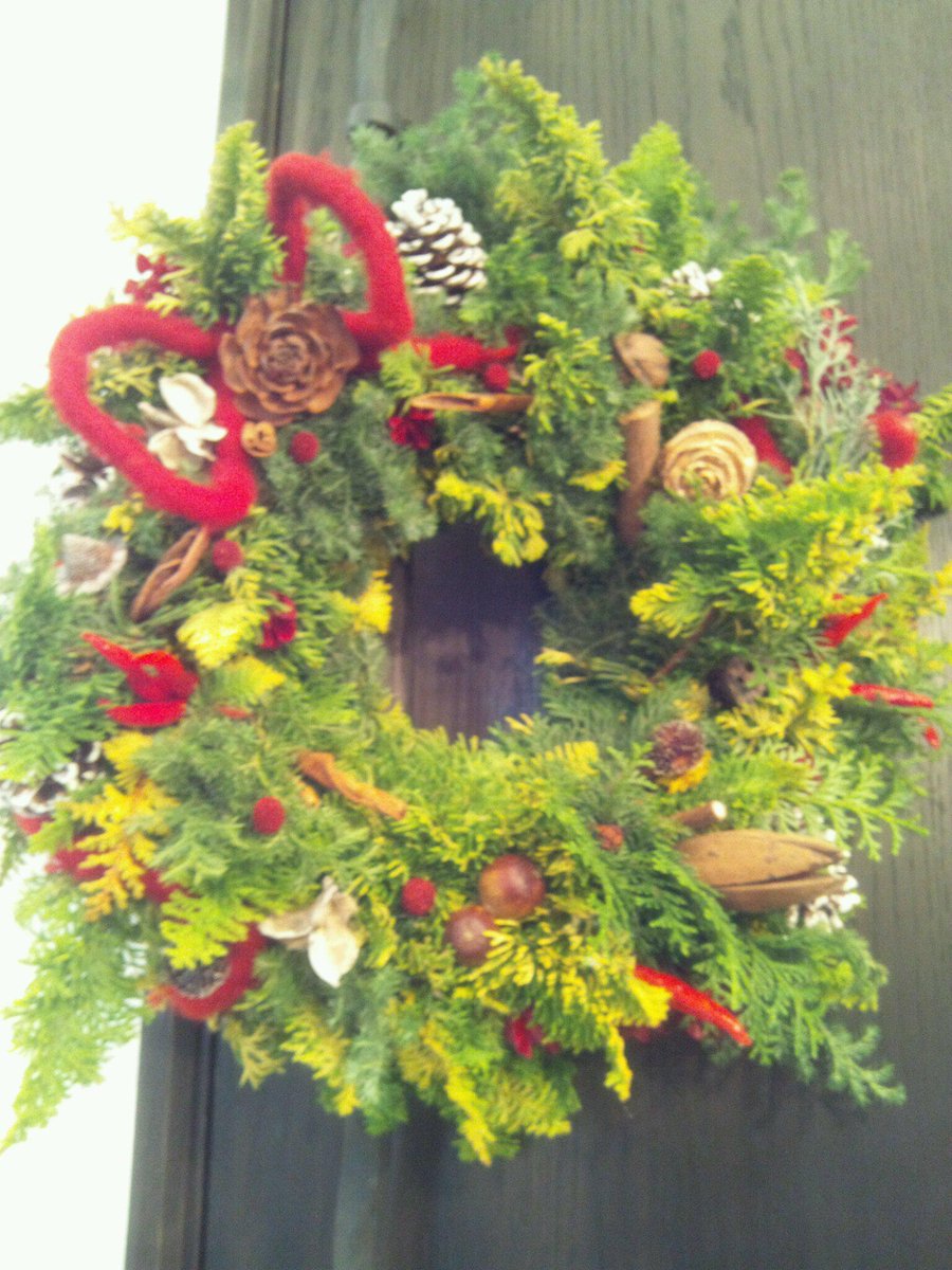 昨日も紹介した近くのブティックオーナーの素敵な邸宅で作った