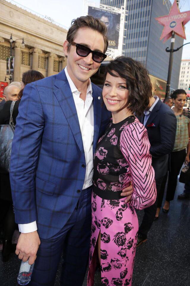 RichleeArmipace's tweet photo. More beautiful pics from #PeterJacksonDay! #LeePace #RichardArmitage #MyTwoKings #WalkOfFame http://t.co/4BH6xB7qXs http://t.co/yF3uATdAvb