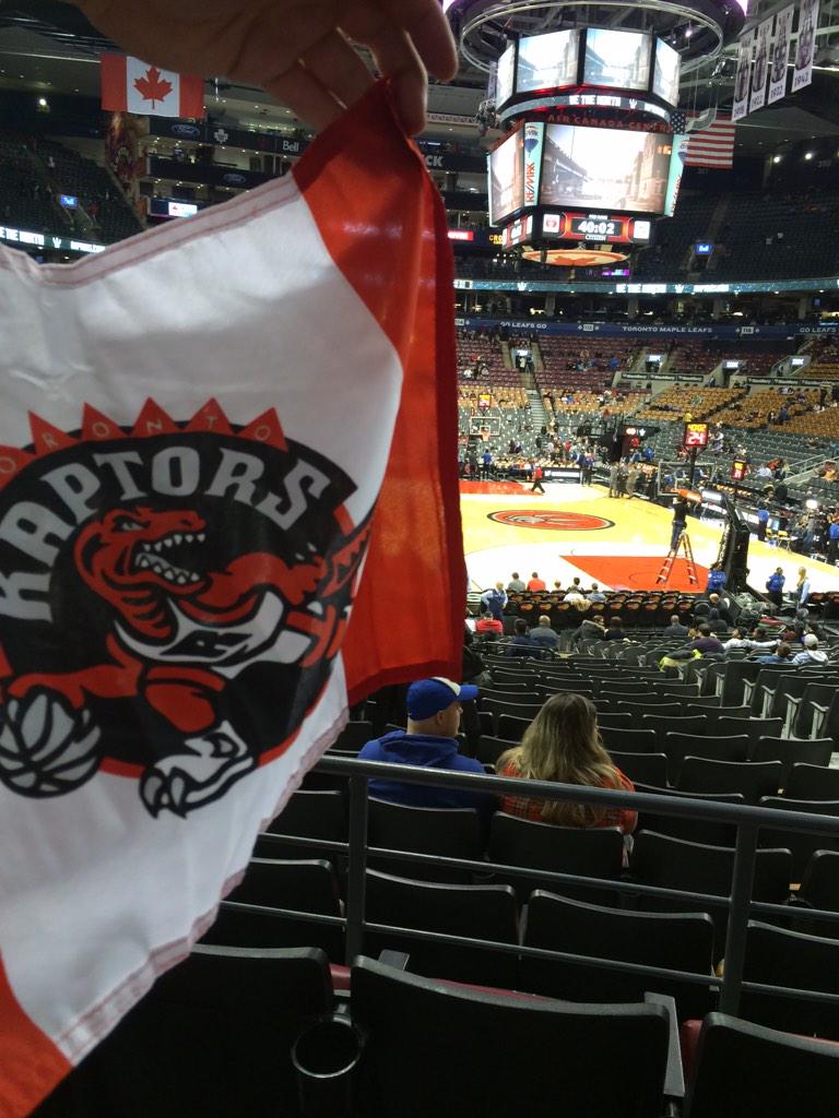JadeVaneO's tweet photo. Let's go Raptors #WeTheNorth #RTZ @Boswarva http://t.co/ygcHKB7cON
