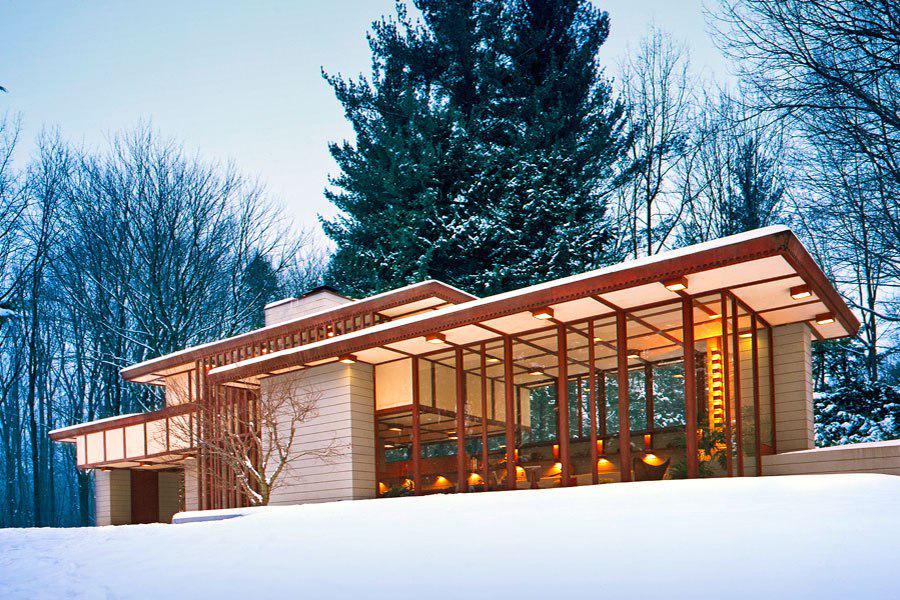 The most extraordinary estates for sale around the world. archdg.st/1z0zHuw