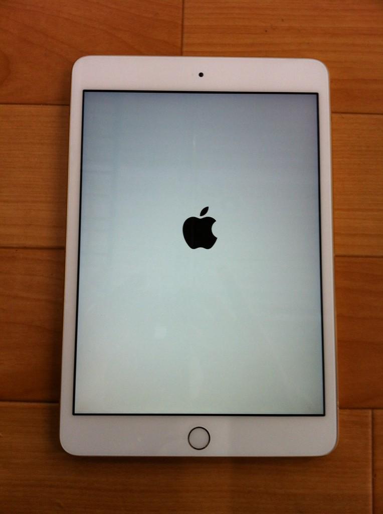 パソコン工房 加古川店 中古 Ipad Mini3 16gbモデル 最新型のipad Mini になります チップ搭載でゲームもサクサクです Ipadminiでは初のタッチセンサー機能まで 価格が税別40 800円になります 中古 加古川 Http T Co Ltpnktigur パソコン工房 加古川店 中古 Ipad Mini3 16gbモデル 最新型のipad Mini になります チップ搭載でゲームもサクサクです Ipadminiでは初のタッチセンサー機能まで 価格が税別40 800円になります 中古 加古川 Http T Co Ltpnktigur