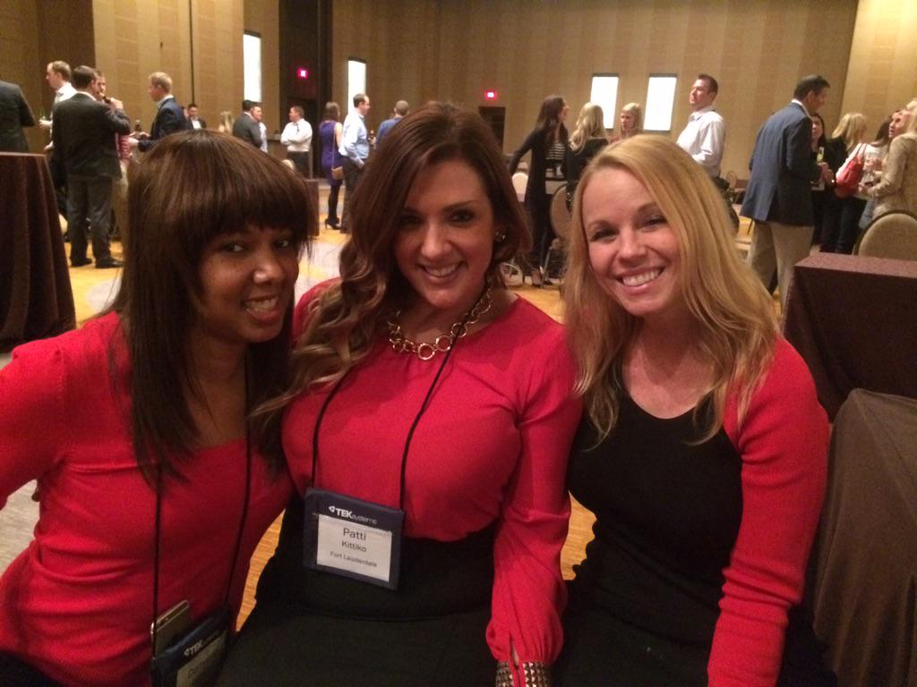 rubymazz's tweet photo. Ft Laudy red-and-black attack! #TEKsoutheast @CWormer @shanamullins @Pattikittiko http://t.co/8hjlshmGyJ