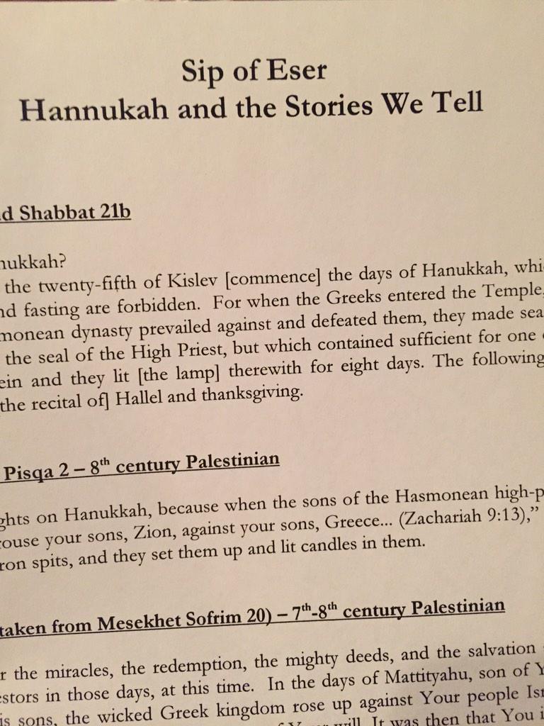 EserTopTen's tweet photo. Learning at John Harvards tonight! Comparing and contrasting our Hanukkah experiences and understandings. http://t.co/q7GIDEtJzM