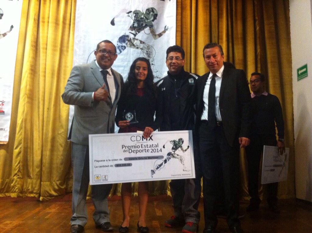 Valeria Ortuño atleta de Benito Juárez gana el premio estatal del deporte muchas felicidades