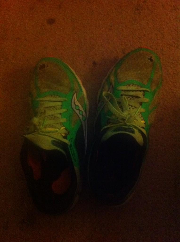 deerussell51's tweet photo. After 1,106 miles, it's time for some new shoes #grind http://t.co/h8lAuvqxSC