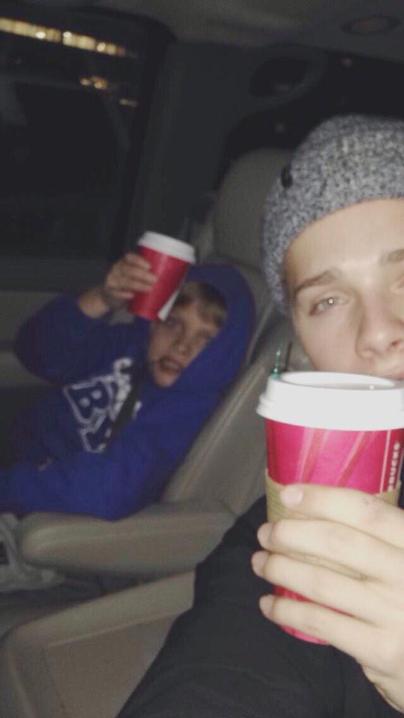 dsethrichards's tweet photo. Tate loves starbies!!!!!! http://t.co/XgmnQrvgZn