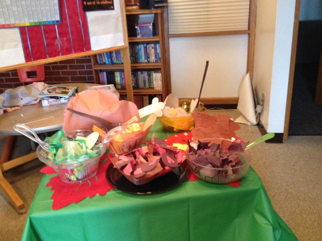 ChristianWUMC's tweet photo. I made dinner for the play on Sunday! Come check us out! 11am with lunch to follow! #christmasprogram http://t.co/doQ3rhzfPy