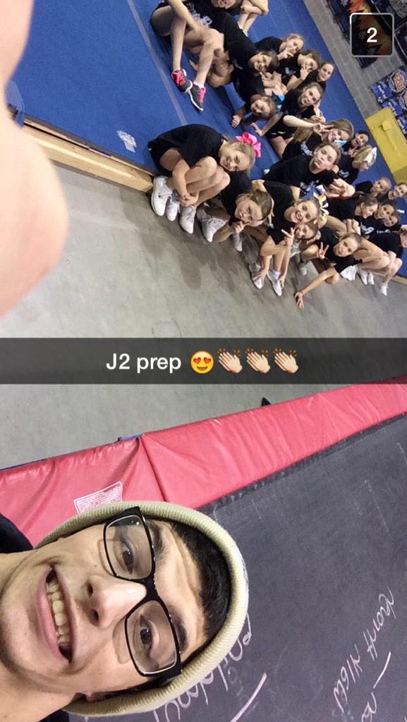 topgunjags412's tweet photo. #SuperstarSnaps #J2GoldenGirls ✨🌟💫👑💛 http://t.co/sNtRRQcXfr
