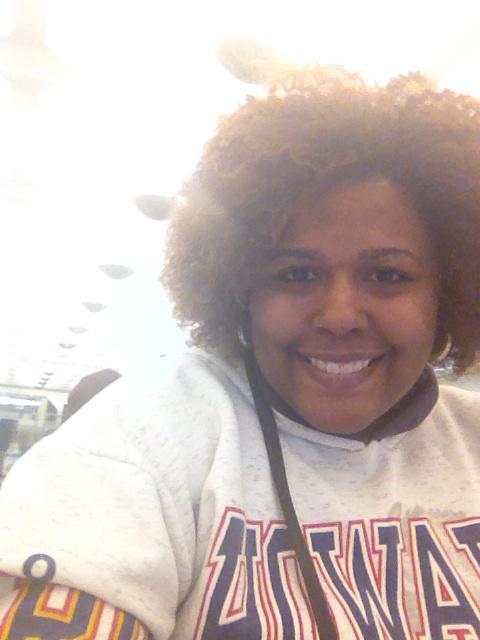 MsSunshine78's tweet image. “@LaShondraS: Finals week! I've got my  library flow going #4papers #prayingforinspiration http://t.co/iIzJhra0FS” you can do it!!