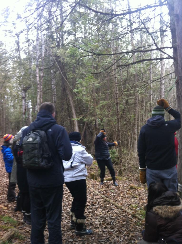 VivianORC's tweet photo. Learning about Nanabush, bullrushes &amp; grass dance legend - Chippewas of GIFN @YRDSBGetOut @YRDSBoutdoorEd http://t.co/X85fnjhl5Q