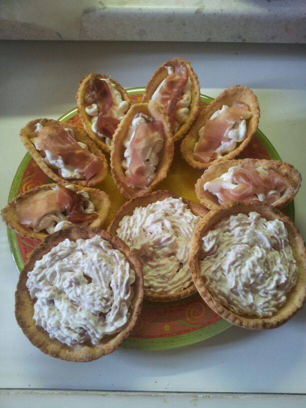 Zero_Glu's tweet photo. Il nostro #salato! #arancini #pizza #tartellettesalate perfette per un aperitivo! http://t.co/2wehxkQq9Q
