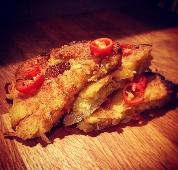 BusanBBQ's tweet photo. Crispy mung bean & coconut pancakes, spiced w/ cumin and chillii. At #CollaborAsian on Thur: http://t.co/ywWC7iFJxT http://t.co/fLT60SWfH6