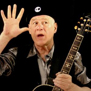                    12 9                    Happy birthday,Neil Innes ! 