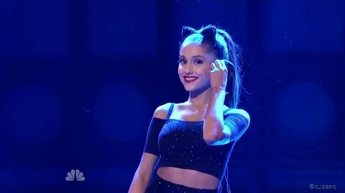 EllaNuno's tweet photo. 😍 "speachless" 😍 @ArianaGrande  @ArianaGrande  @ArianaGrande  @ArianaGrande http://t.co/FLFqMHtFah