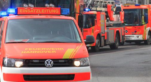 "<a href="/HAZ/">HAZ</a>: Brand in der Goethestraße #Hannover: Verkehr stadteinwärts gestoppt. haz.li/90b " cc <a href="/uestra/">ÜSTRA</a>