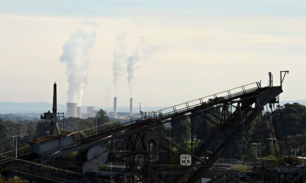 Greenpeace's tweet photo. Australia named the worst-performing industrial country on climate change http://t.co/zLsFhDGTkJ via @guardian #COP20 http://t.co/Nw1dBpmnvZ