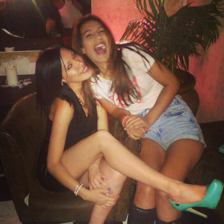 Aamz_AJ's tweet photo. Myself and @OnieV22 lol #crazy_fun #bubblegum #Toys http://t.co/nmR4DH5b2o