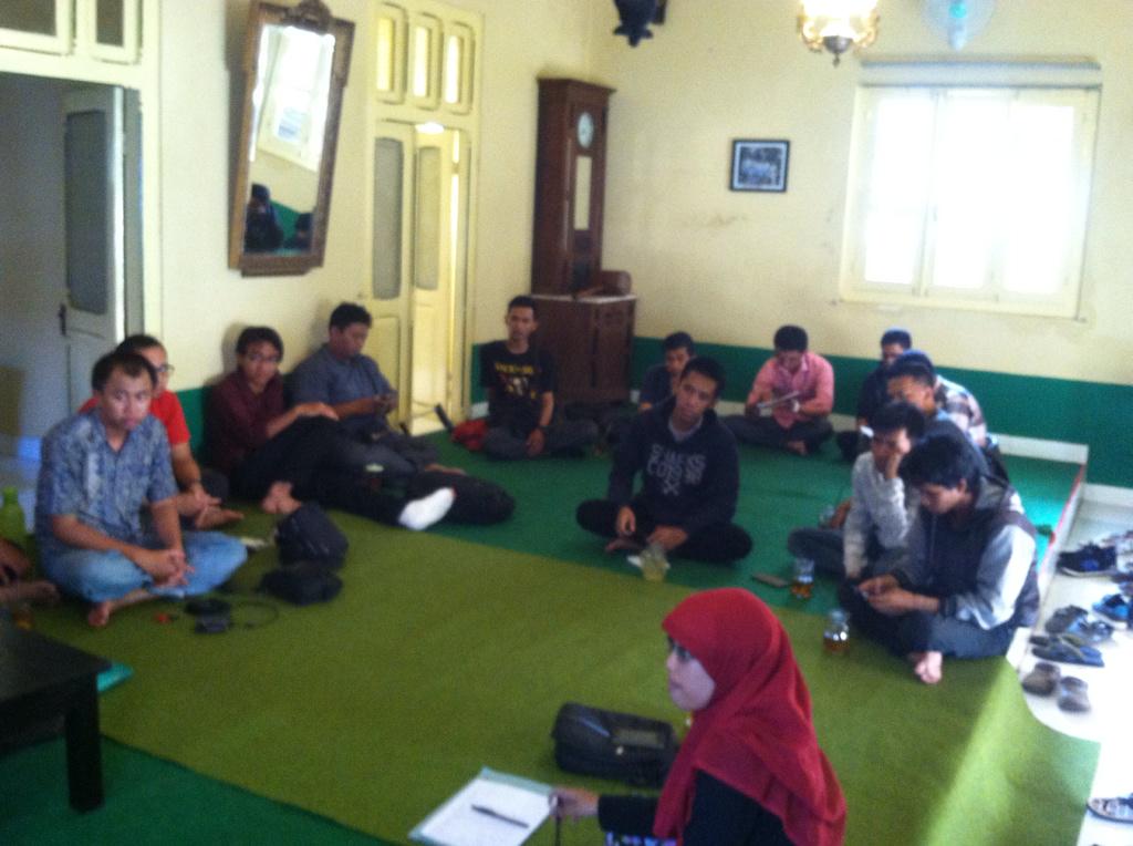 Nongkrong Bisnis bersama teman-teman TDA.