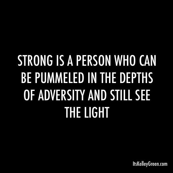 kelleygreen_'s tweet photo. Double Tap if you've grown stronger this year 😊💪 #Dare2Rise #FlyVibesOnly #quote #inspire #TransformationTuesday #RT http://t.co/OudzofNAOj