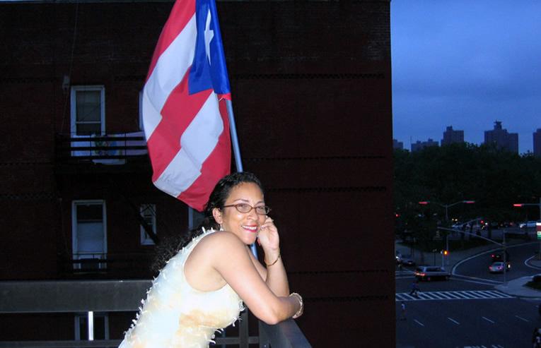 elmuseo's tweet photo. #3K2015 Felicidades to Debbie Quinones, #ElBarrio community leader @Coquitomasters on becoming a KING #welovecamels http://t.co/5X38ZZKwHh