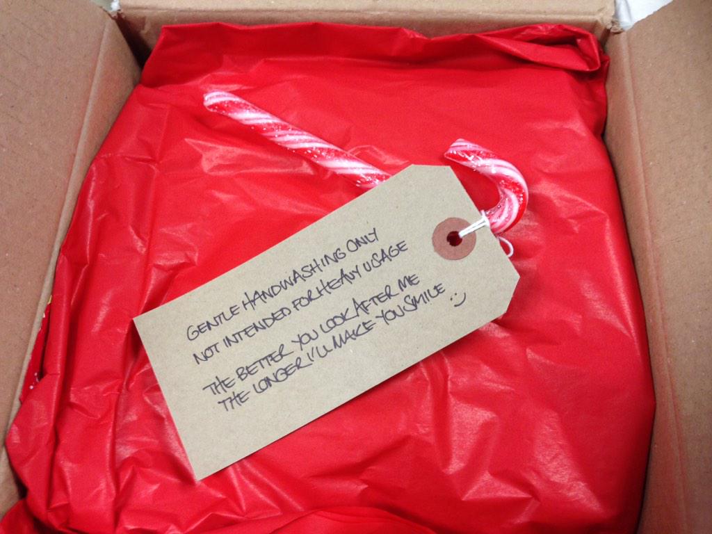 Just_Freckles31's tweet photo. I think @krazykaz73 knows me well #secretsanta @HolyFlaps #cakewhore http://t.co/N2bH8IL3TW