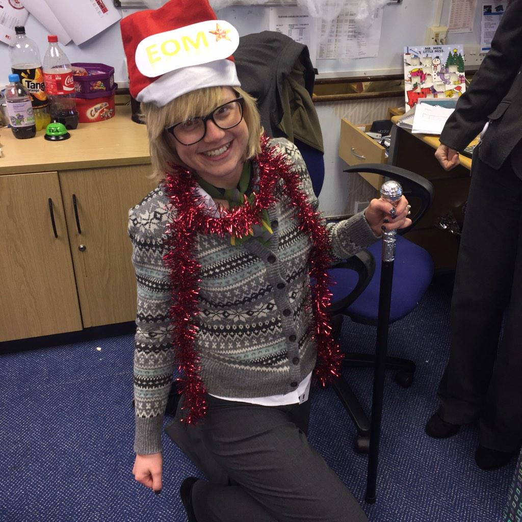 TheLoopGLCEA's tweet photo. Massive congrats to Emma our Employee of the Month! Well deserved ❤️👏👏 http://t.co/KjfvGcHls8