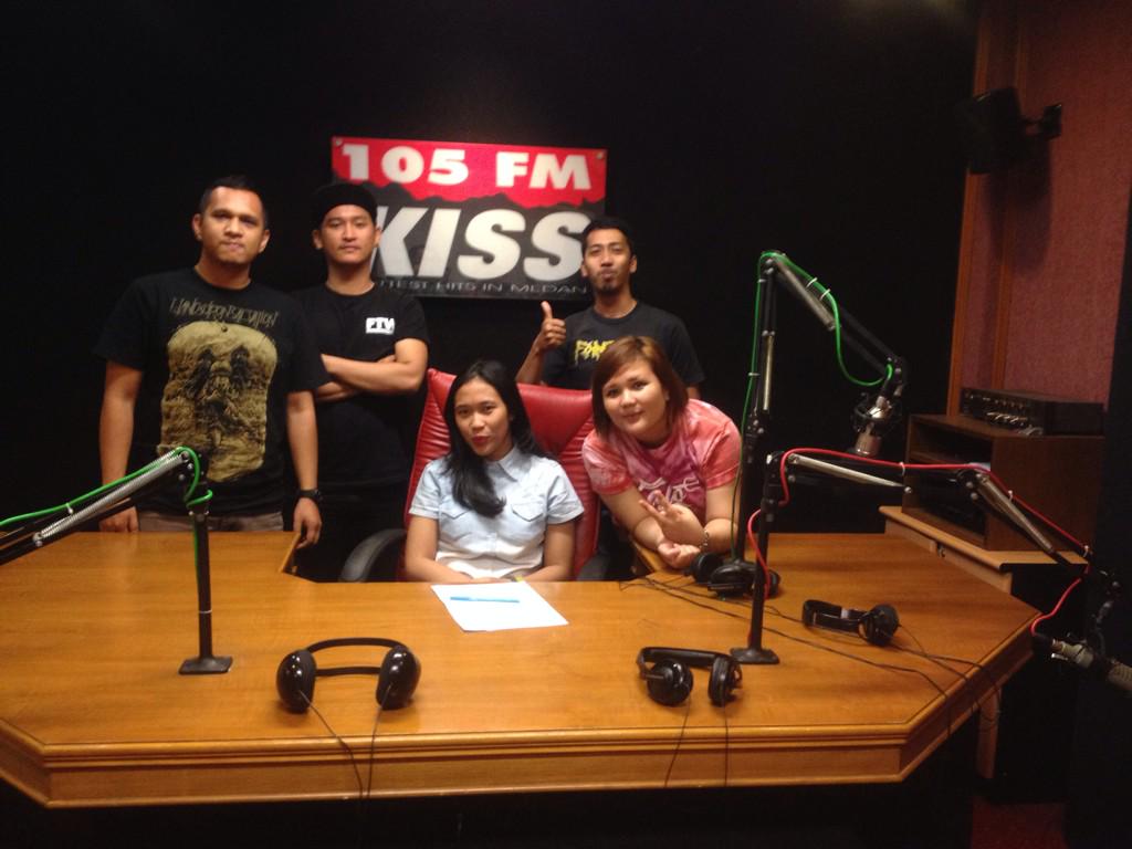 Thanks <a href="/DisobeyMCHC/">DISOBEY</a> dan sukses for NOIZETORTION LOS Launch Album DISOBEY "Momentum" on 19th December !