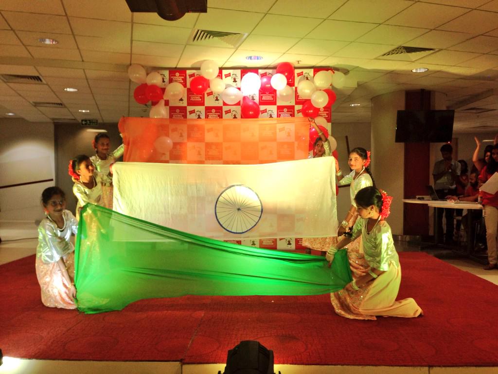 shalininatraj's tweet photo. #IGP @navrajkapoor @Amarston305 @MishraRakesh13 what a day!! http://t.co/r5kfsxBgSQ