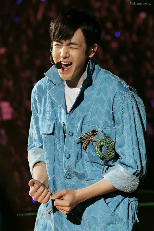 Tang_ma_mo's tweet photo. ให้เทอได้รุ่ว่าไม่ว่ามันจะนานเท่าไร่ จะไม้มีใครสำคัณและสูงค่า http://t.co/zWnm2urrTm