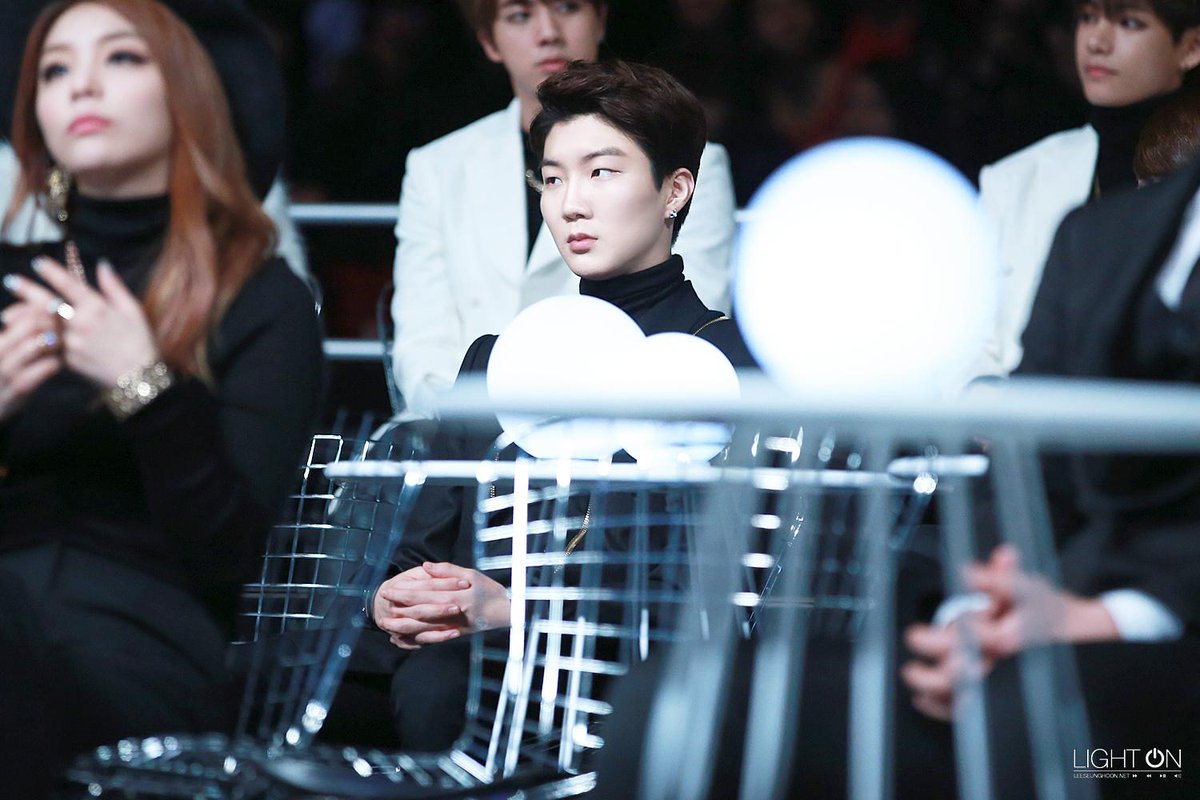 LSH92111's tweet photo. “@leeseunghoonnet: DATA UP ︳141203 MAMA  17P  ▷http://t.co/t5DcaPlnvy       /  이승훈.net http://t.co/Yjr1EIWkWB” 예뻐ㅠㅠ