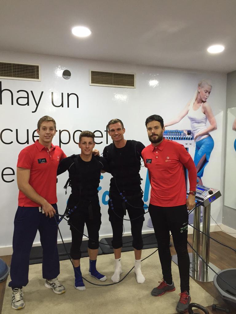 EfitAlmeria's tweet photo. Grata visita a nuestro centro de @Pirmin90 http://t.co/K4zgUfMBUm