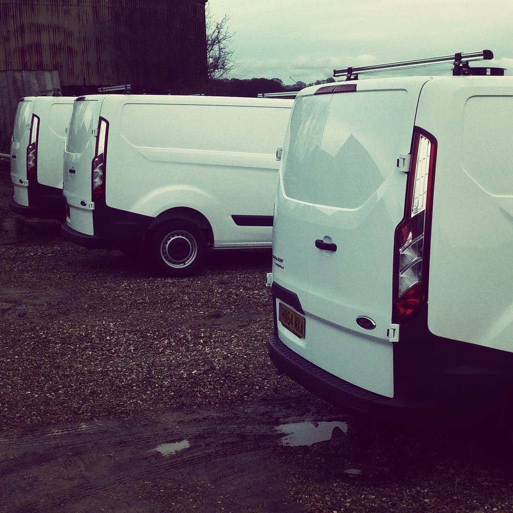 Coldcontrol's tweet photo. New vans before the signwriting purchased from @hendygroup  #coldcontrol #refrigeration #aircon http://t.co/BYYhrtF1Bm