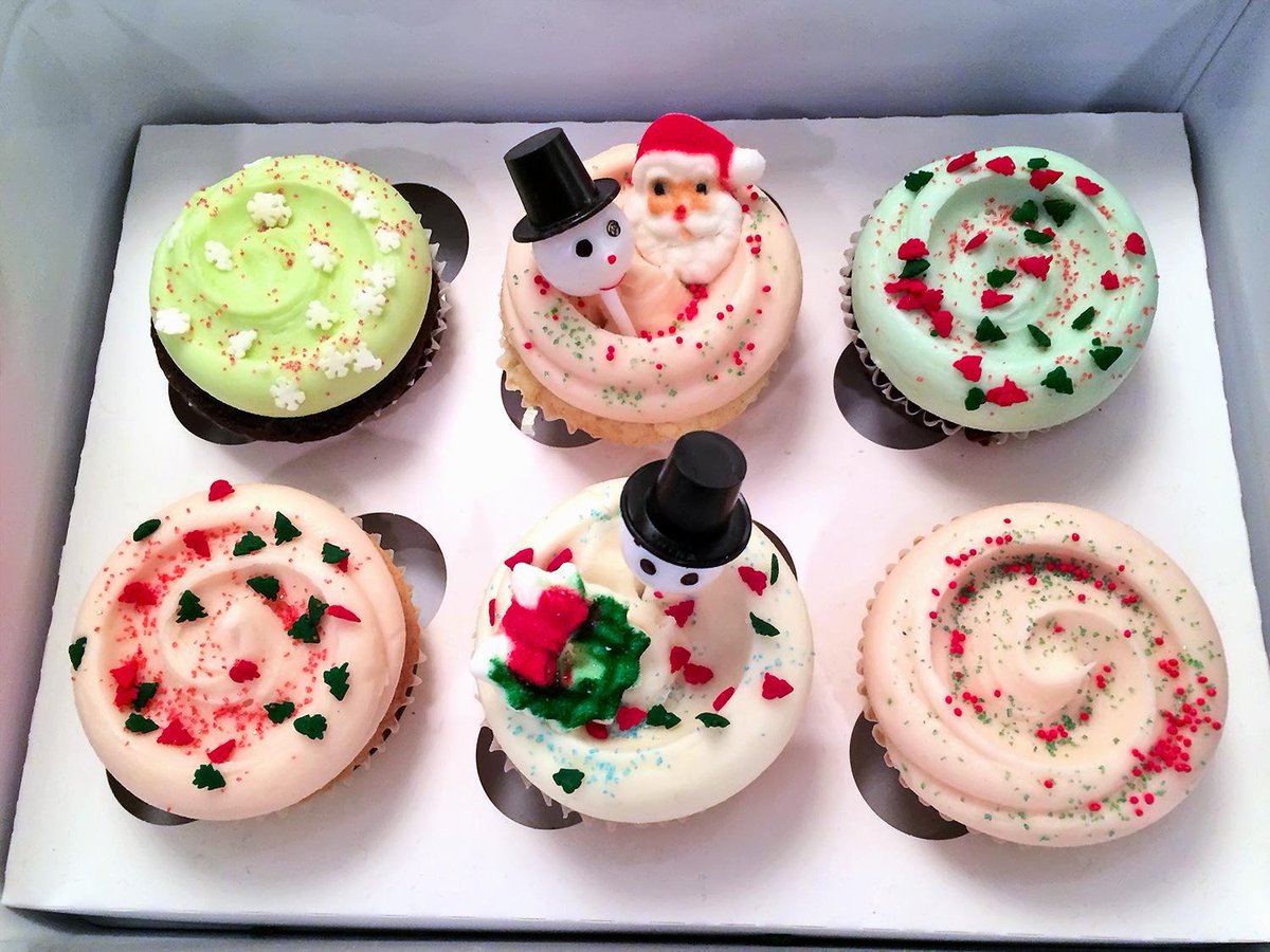 Tokyo Fashion It S Christmas Time At Magnolia Bakery In Harajuku 原宿 クリスマス マグノリアベーカリー More Pics Http T Co Zj7xddbm3k Http T Co Hwel5wfjdf