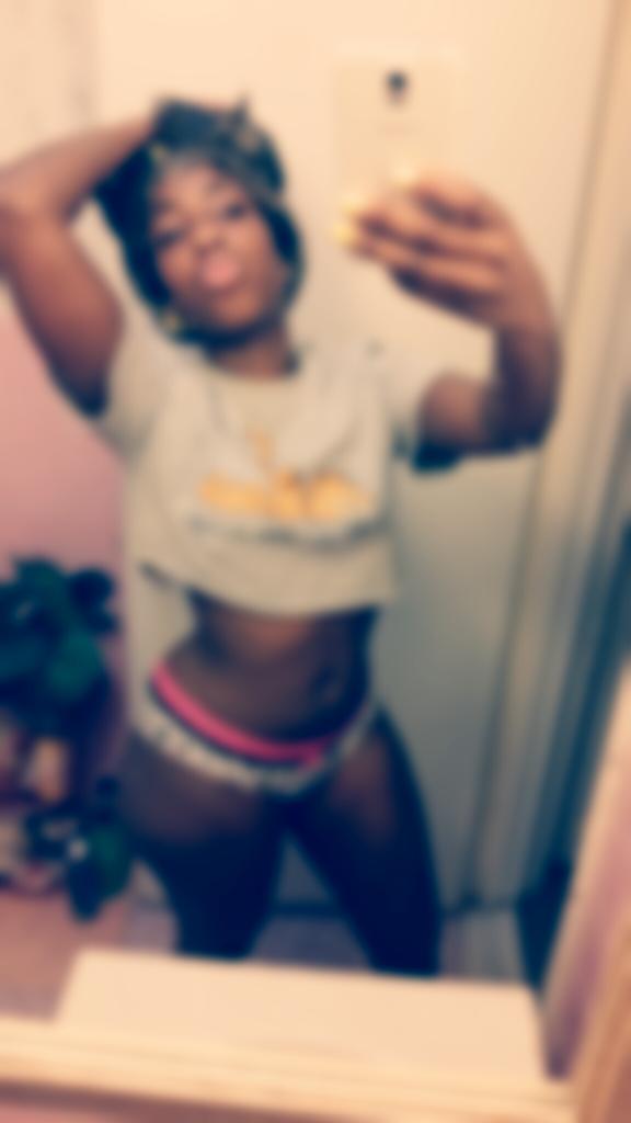 JustBritBrat's tweet photo. #Bodied #GoodMorning #Imdrawn #OhWell 😜 http://t.co/GenOu4AAql