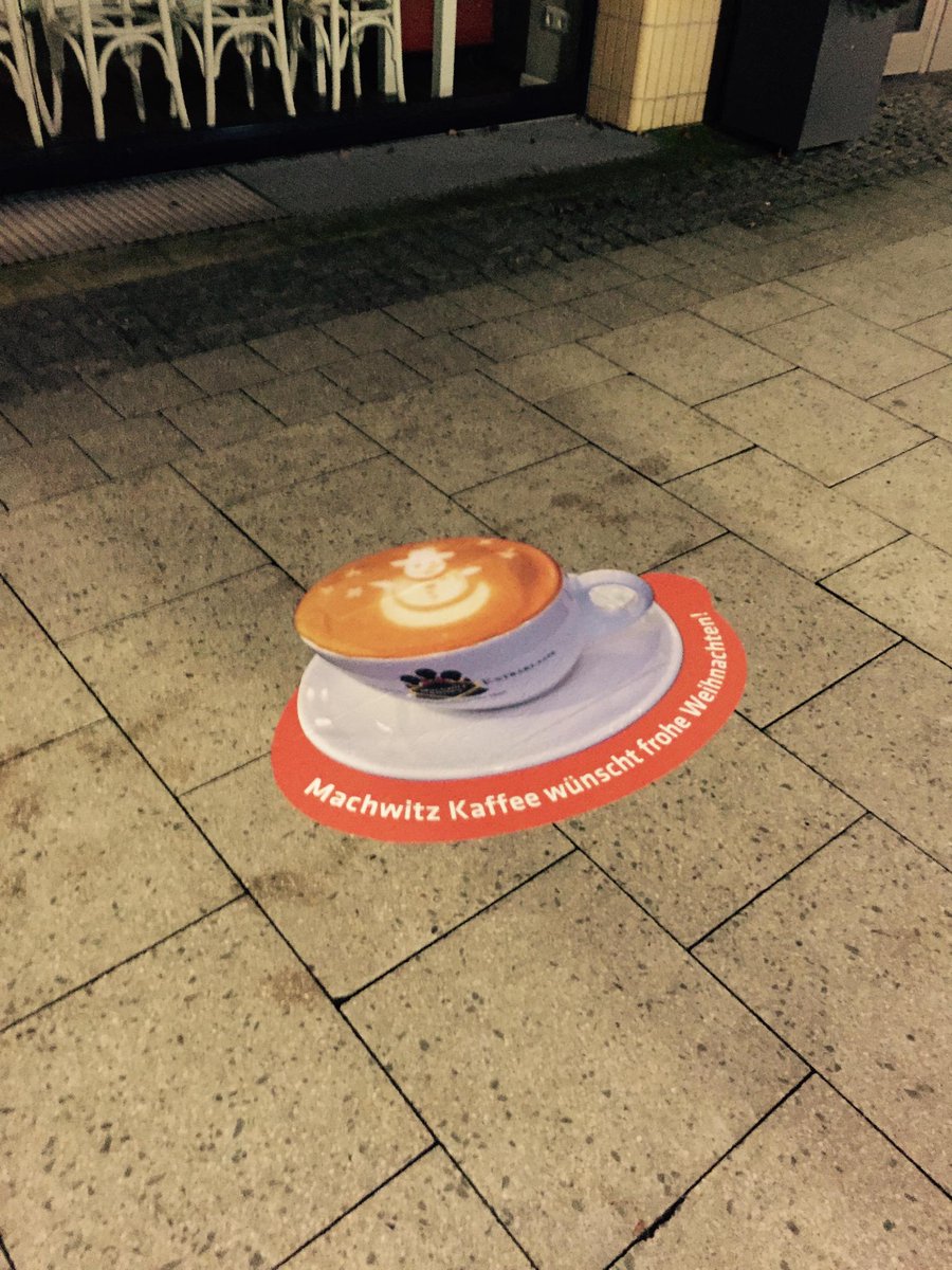 Weihnachtsgrüße mal etwas anders...
#MachwitzKaffee #Hannover #asphaltgraphics