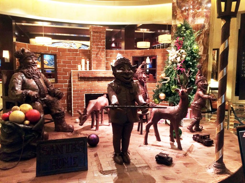 Add this to your holiday sight-seeing list: <a href="/HiltonHouston/">Hilton Americas-Houston</a>'s huge chocolate display, complete with Santa and Rudolph!