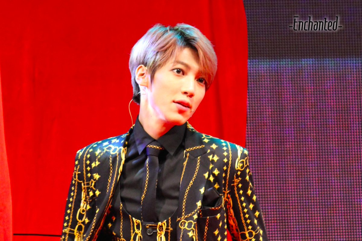 Enchanted0612's tweet photo. 14.12.16 외국인 유학생 대축전 영민이♡ @BOYF_YM #보이프렌드 #영민 http://t.co/4K1bWrqNMj