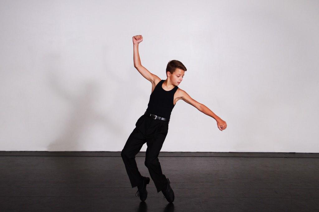 VersatileDC's tweet photo. Here is our one and only boy from VDC's 2014 Summer Intensive, Apprentice Landen Glass!!! #VDC #PhotoShoot http://t.co/ZNPEqbNsDo