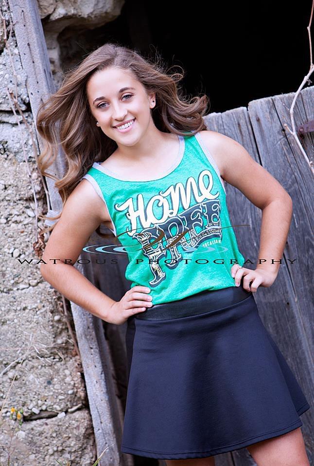 _theAustinsAbs's tweet photo. I love it! #absapproved RT @StephMarieSings: Senior Pic? @FoustBrow http://t.co/2s6SRH7zmR