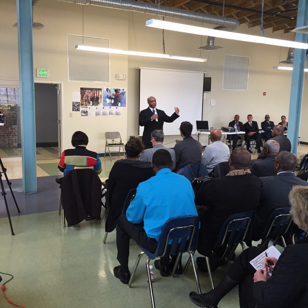 BaltimorePolice's tweet photo. #BPDPC Batts speaks at Clarion Call Faith Groups Summit on measuring success, responding to our community's needs. http://t.co/6iChyHycnE