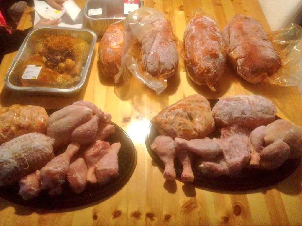 paulvanhoog's tweet photo. Het eerste vlees voor kerst is ook weer binnen. http://t.co/oDu0XTJCTV