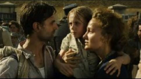JuliaH3b's tweet photo. Ik liep een eindje en zag helemaal voor me hoe Sarah met haar ouders werden opgepakt door de razia... http://t.co/DgufbdqCal