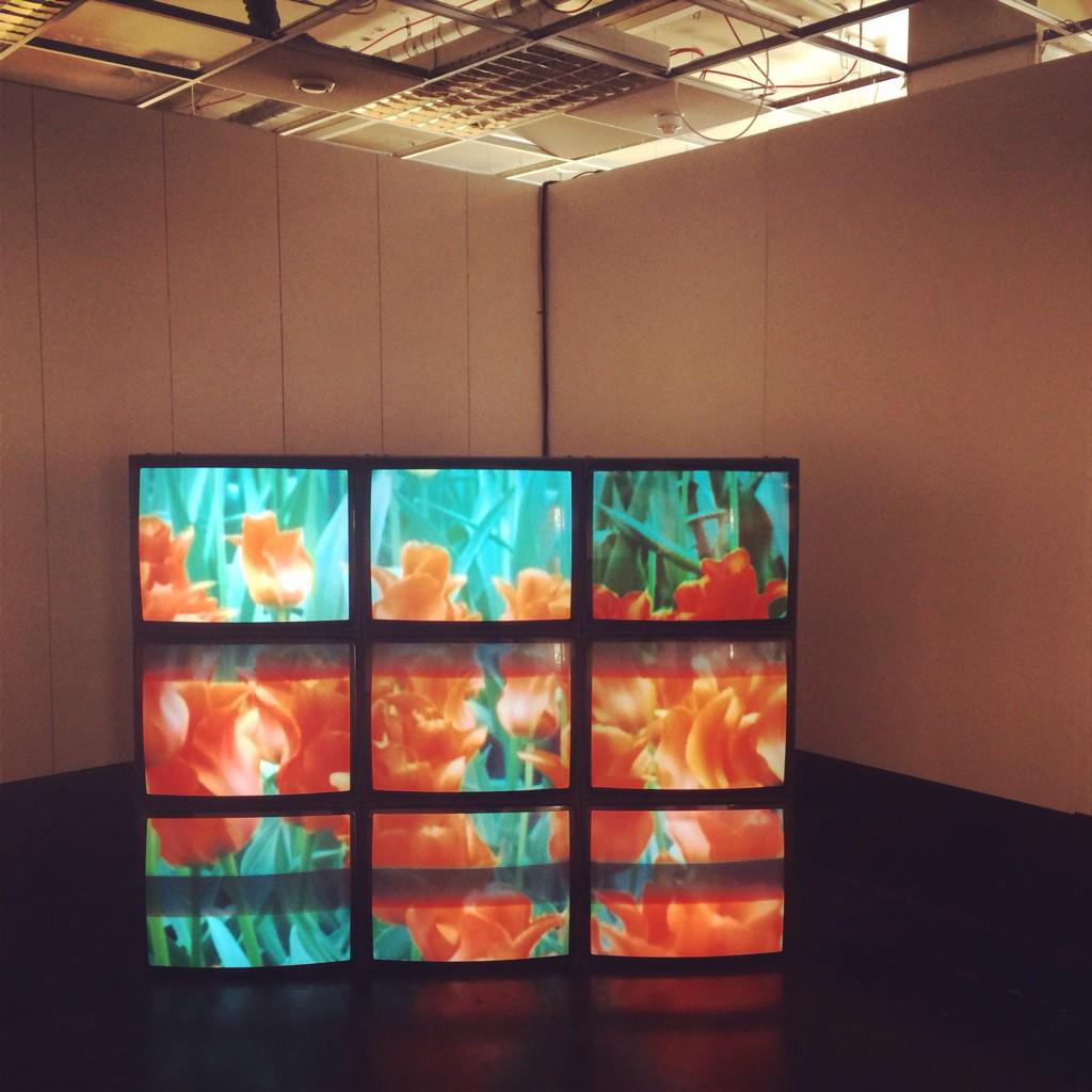 PhoebeVBradford's tweet image. Like what you see? You can read all about our past exhibition @cu_rate in @avenir_magazine's latest issue out now!