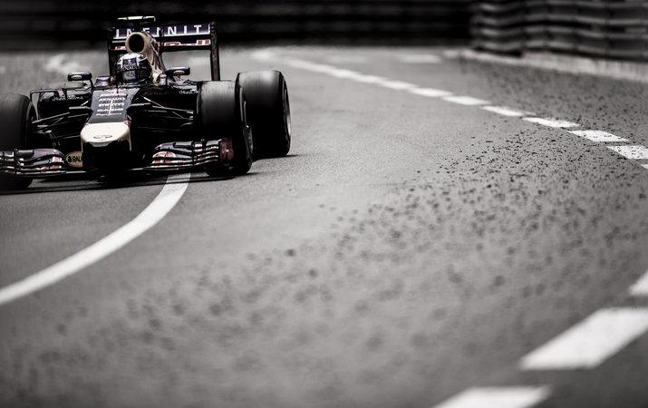 redbull's tweet photo. 14 epic moments from F1 in 2014 http://t.co/1eEuojb7Wo http://t.co/9YHIGFluZP