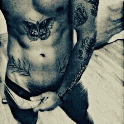 I-I-I *i blush super hard as I stare at my phone* I'm gonna need a minute of alone time