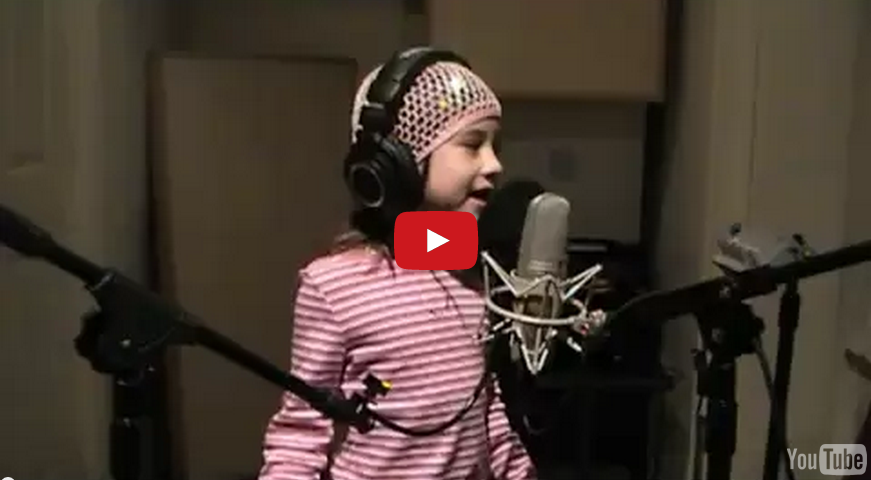 GreatrGoodness's tweet photo. WOW that voice! http://t.co/xOIDD6EiED Amazing at only 7... #goodnesswins http://t.co/qJMwABN8aC
