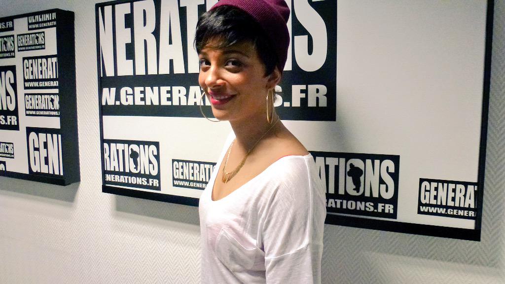 generations's tweet photo. CHARLY BELL (@charlybellmusic) de passage dans les studios de @Generations (Paris) #CCommeCa (cc @Watibonline) http://t.co/uyXjCG6rEW