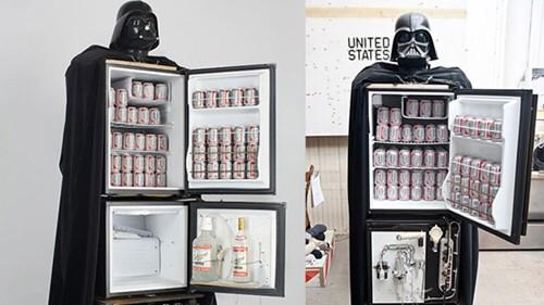 GaryBarlow's tweet photo. “@Lauren_TTx: @GaryBarlow do you want a fridge like this? 😆 http://t.co/Z0TF5iRWZS” *omg love this x*