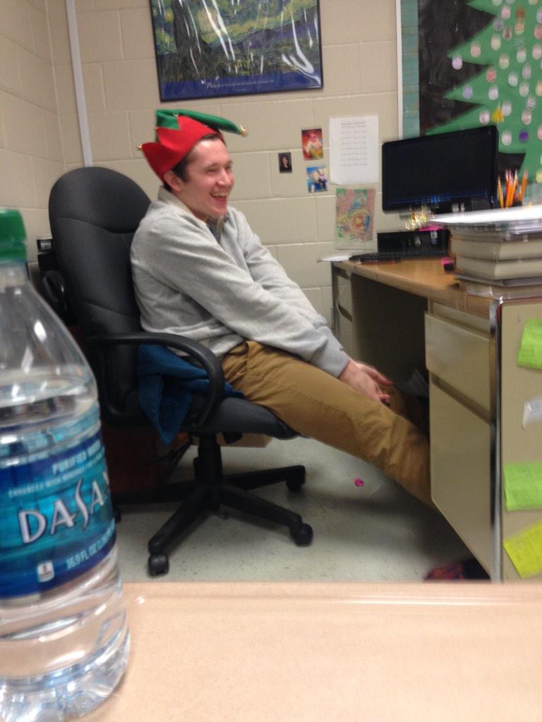 MccalipTyler's tweet photo. When you get the answers for a review @IsaiahSumner http://t.co/hUOqUI1N52
