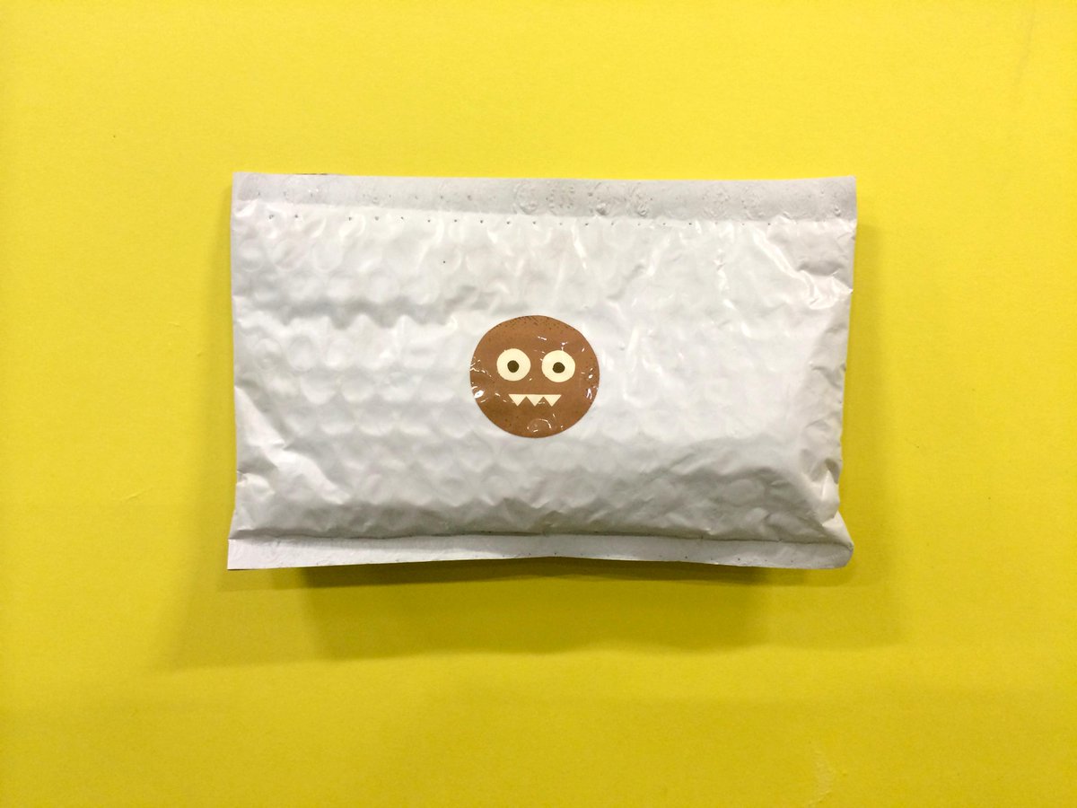 threadless's tweet photo. What's in this David Olenick prize pack? We don't know, but you might win it if you RT by 5PM CT today! http://t.co/S1sfBiMTCg